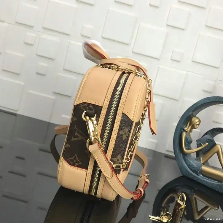 Fashionrepsfam ru Bags 19T1L0041 LV 0820